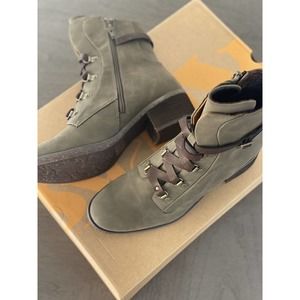 KORKS WOMENS REESE COMFORT BO GREEN SIZE 7M